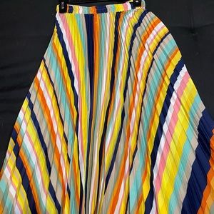 Colorful striped skirt size L